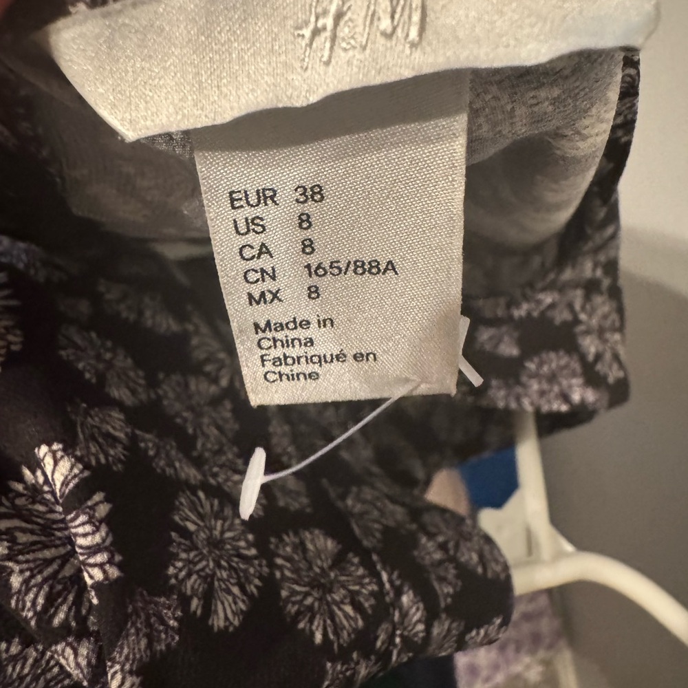 H&M Monochrome Leaf Pattern Dress